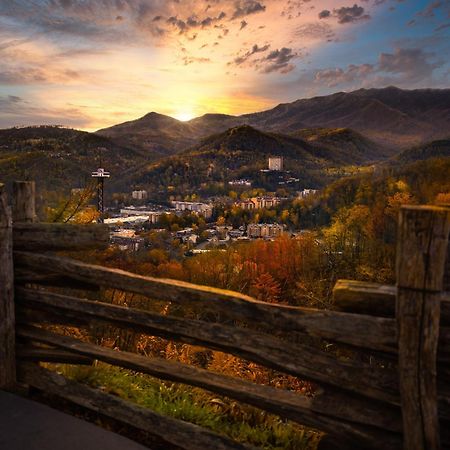 Hemlock Hollow, Pool Access, 1089 Free Tickets Each Paid Day, Dollywood And More سيفيرفيل المظهر الخارجي الصورة